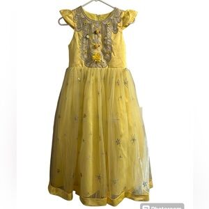Princess Dress  Up pretend Costume Halloween Yellow Size 140 Approx 8-10